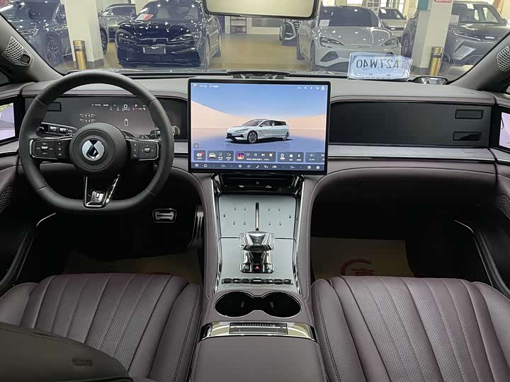 Фото 6 - Denza Z9GT