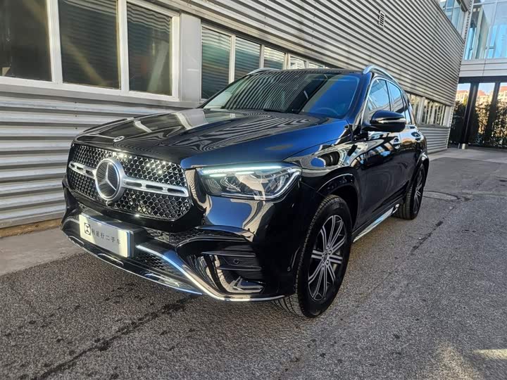 Фото 1 - Mercedes-Benz GLE-Class