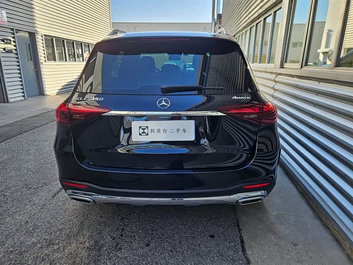 Фото 4 - Mercedes-Benz GLE-Class