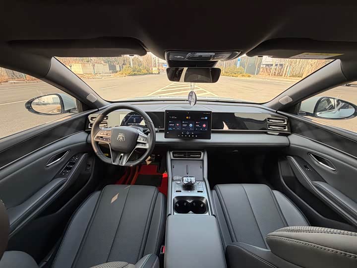 Фото 6 - BYD Qin L