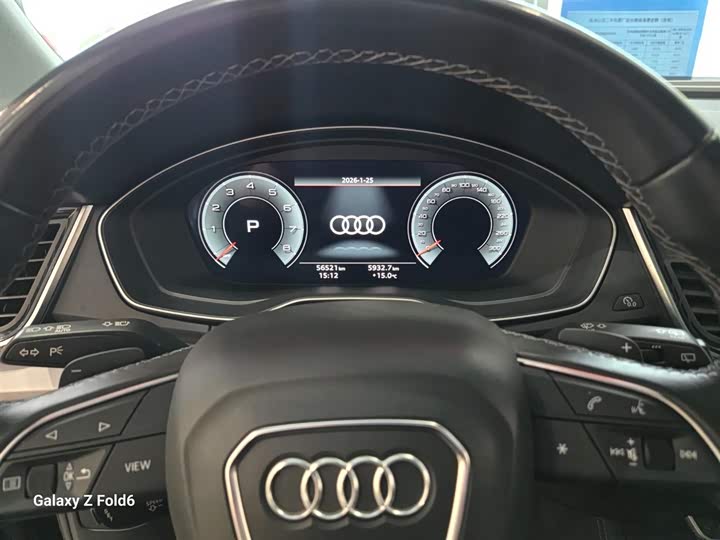 Фото 2 - Audi Q5L