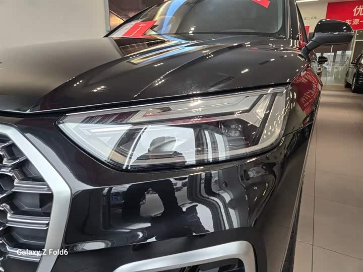 Фото 9 - Audi Q5L