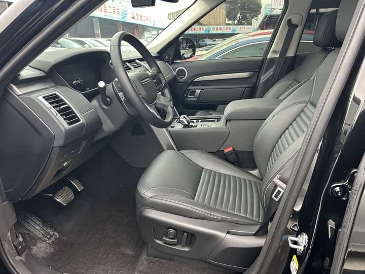 Фото 4 - Land Rover Discovery