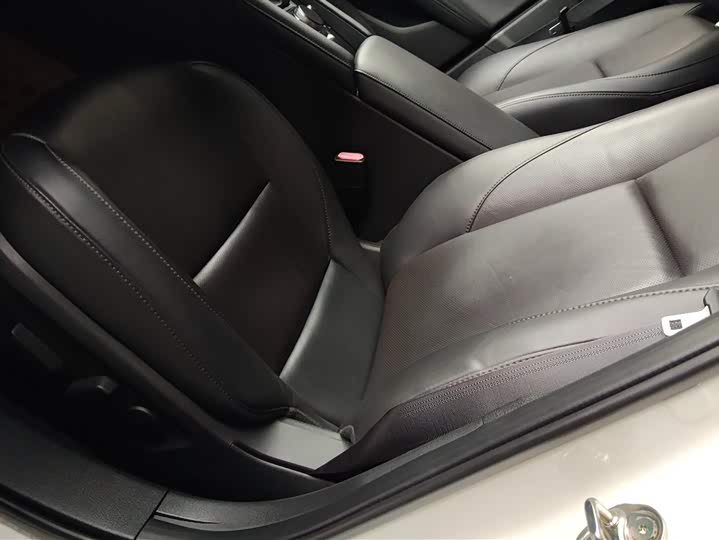 Фото 9 - Mazda 3 (Axela)