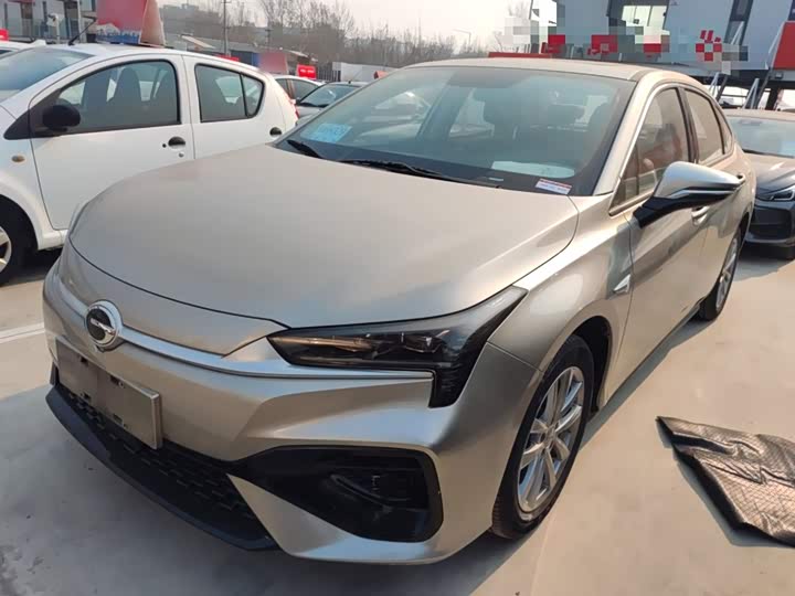 Фото 2 - GAC Aion S