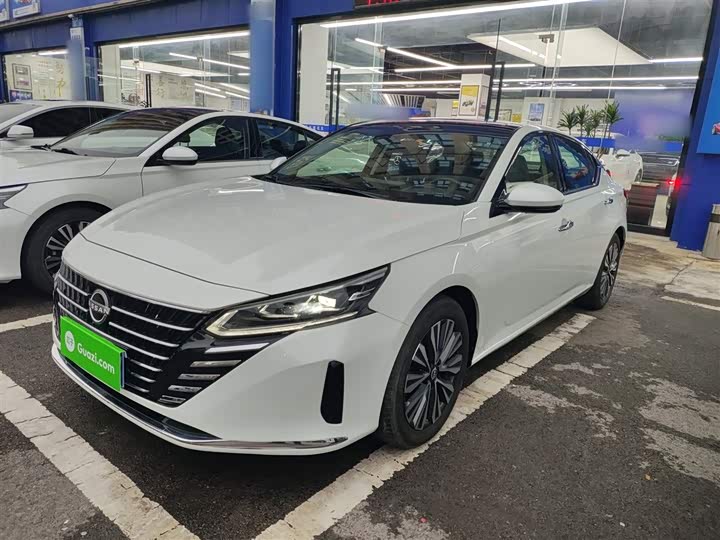 Фото 2 - Nissan Teana