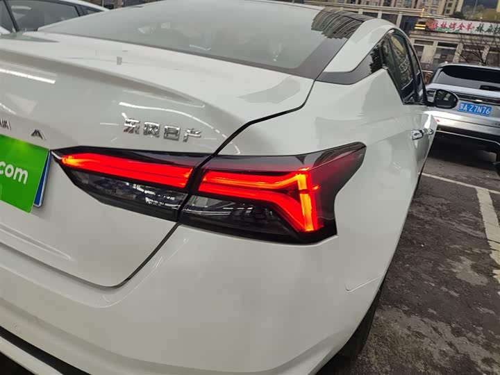 Фото 8 - Nissan Teana