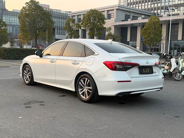 Фото 6 - Honda Civic