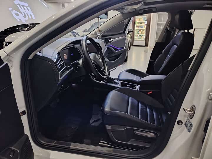 Фото 7 - Volkswagen Sagitar L