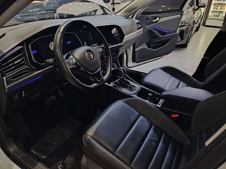 Фото 8 - Volkswagen Sagitar L