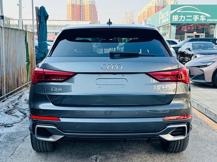 Фото 6 - Audi Q3