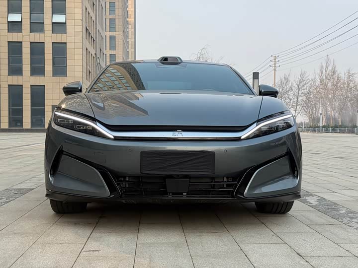 Фото 2 - BYD Han