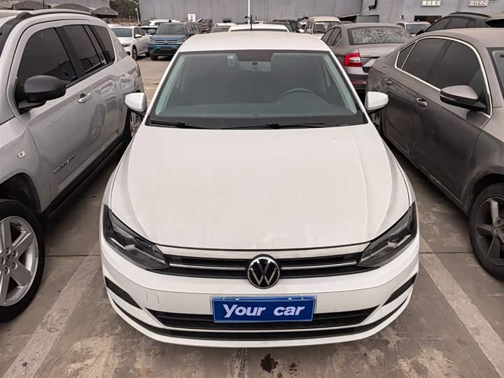 Фото 2 - Volkswagen Polo