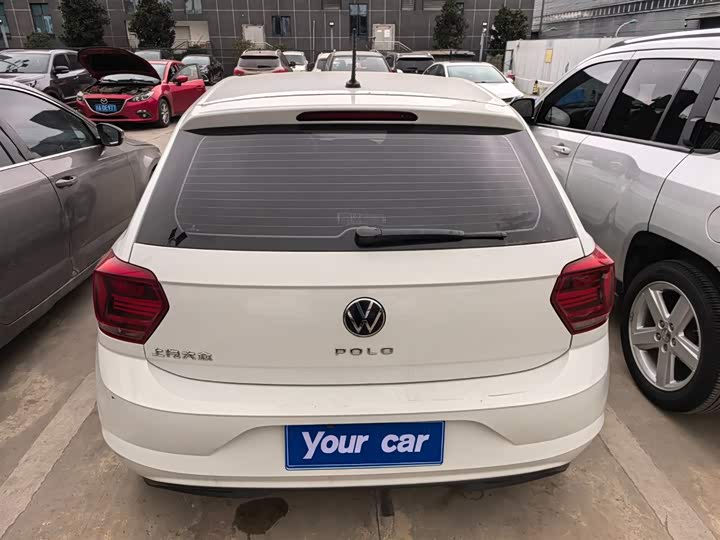 Фото 5 - Volkswagen Polo
