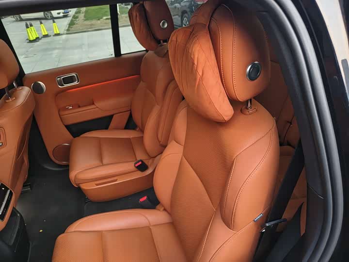 Фото 6 - LiXiang L8