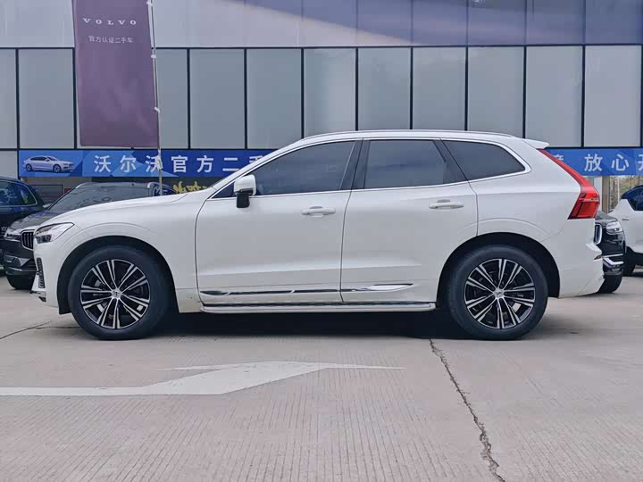 Фото 6 - Volvo XC60