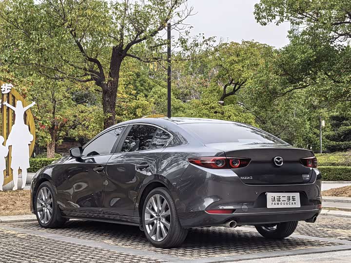 Фото 5 - Mazda 3 (Axela)