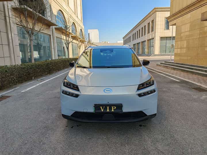 Фото 2 - GAC Aion V