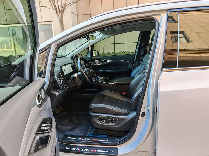 Фото 7 - GAC Aion V