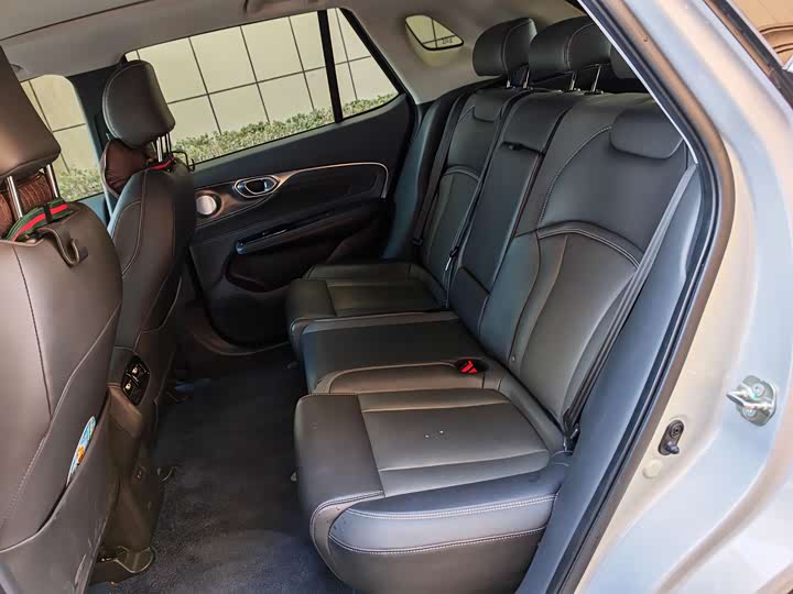 Фото 9 - GAC Aion V