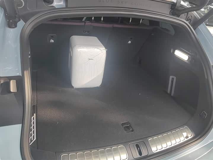 Фото 4 - Nio ET5T