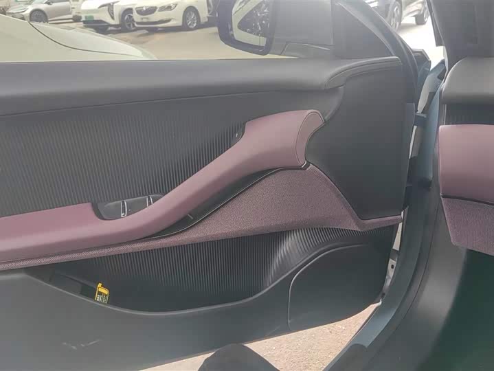 Фото 7 - Nio ET5T