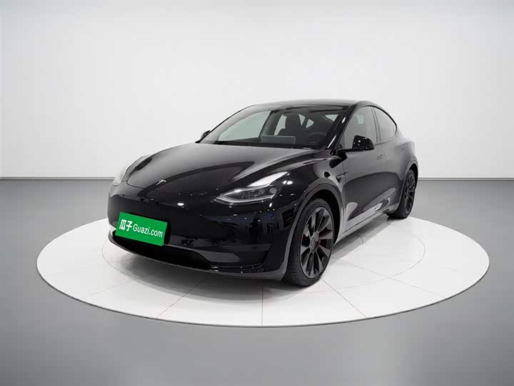 Фото 2 - Tesla Model Y