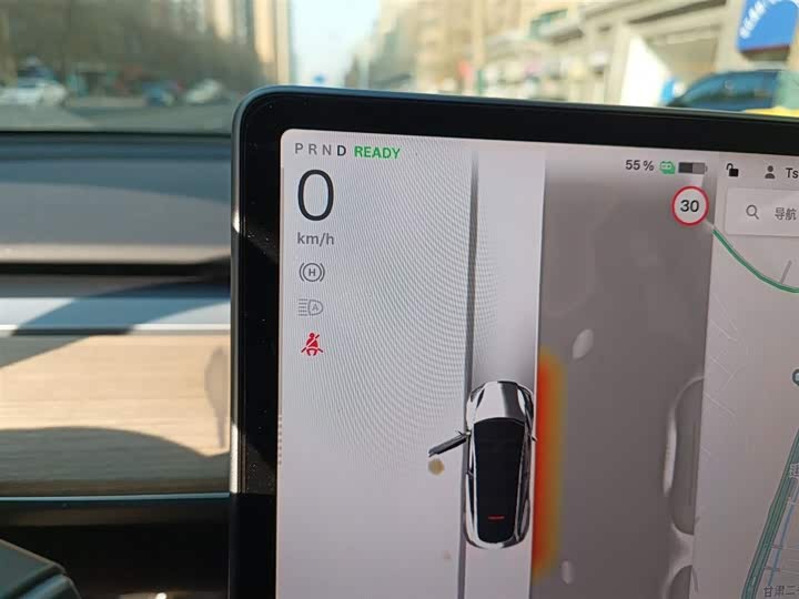 Фото 4 - Tesla Model Y