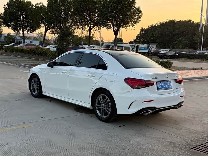 Фото 5 - Mercedes-Benz A-Class