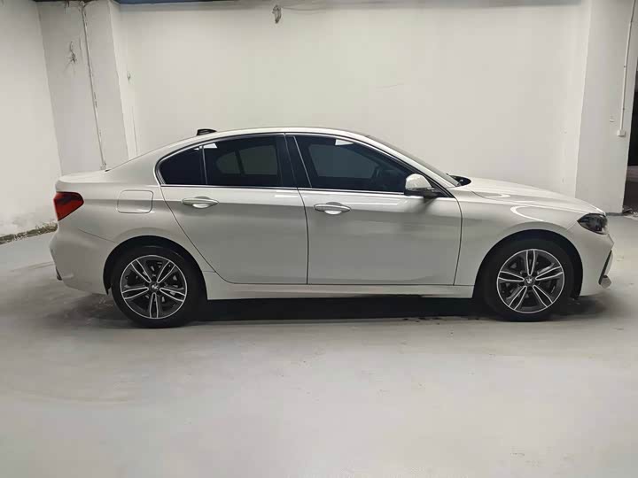 Фото 5 - BMW 1 Series