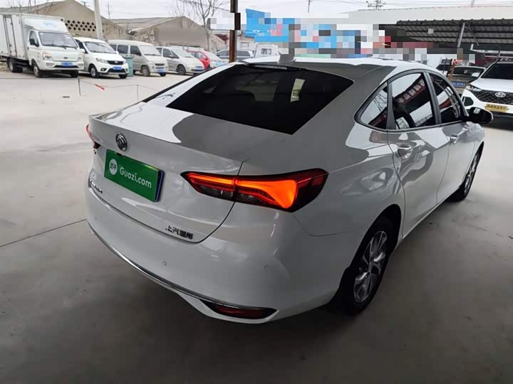 Фото 7 - Buick Verano