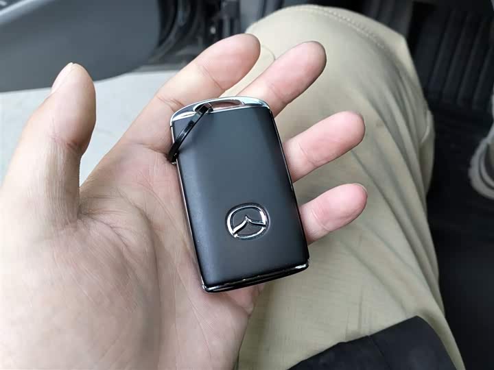 Фото 9 - Mazda 3 (Axela)