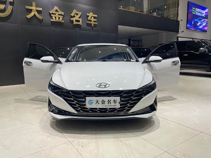 Фото 3 - Hyundai Elantra N line