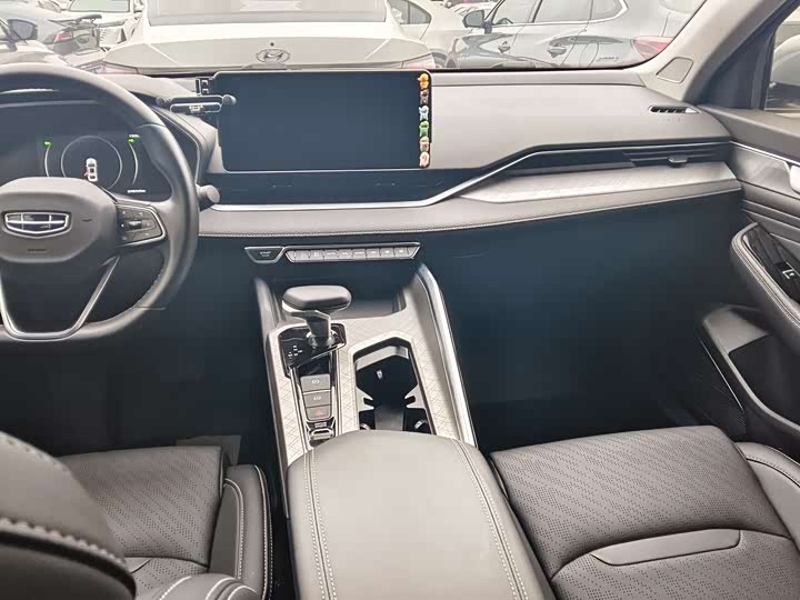 Фото 6 - Geely Preface