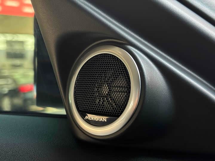 Фото 5 - Land Rover Range Rover Evoque L