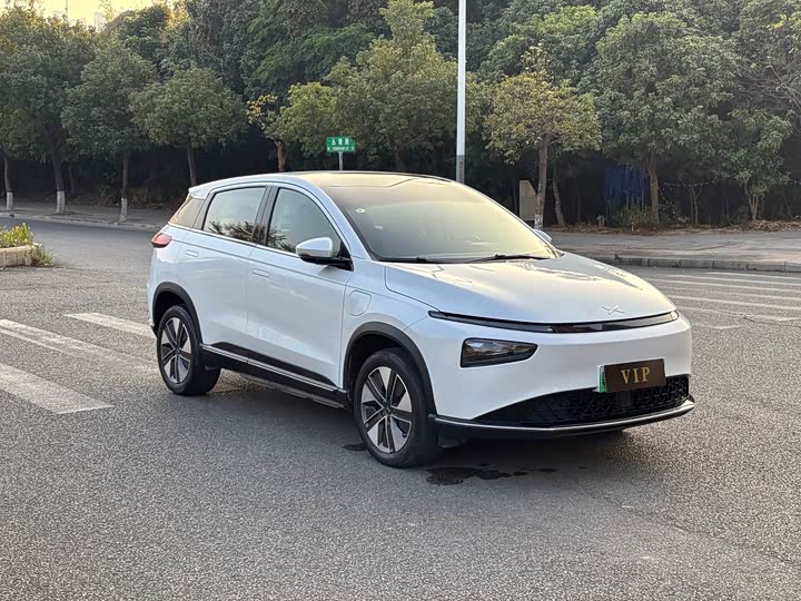 Фото 3 - XPeng G3