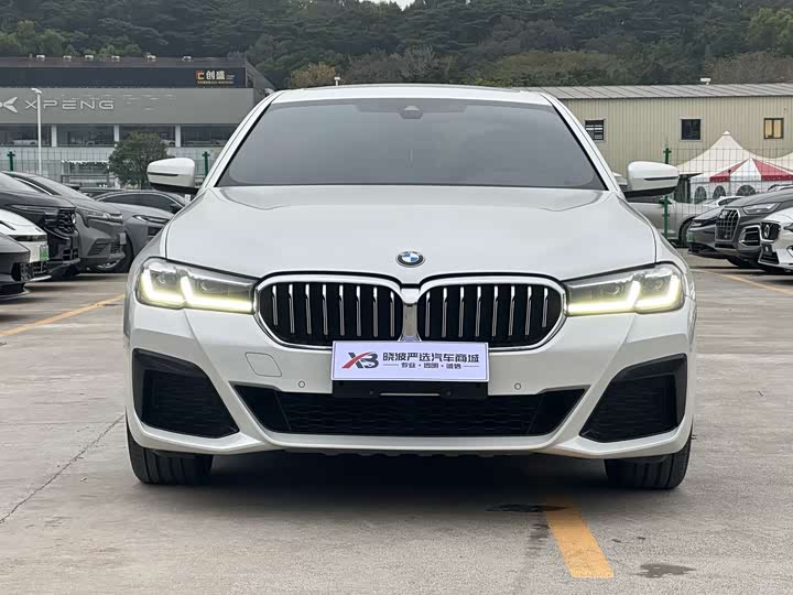 Фото 3 - BMW 5 Series