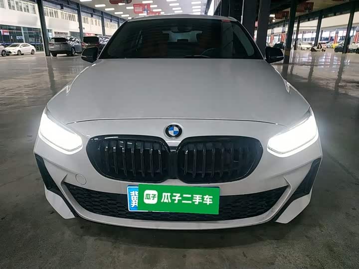 Фото 3 - BMW 1 Series