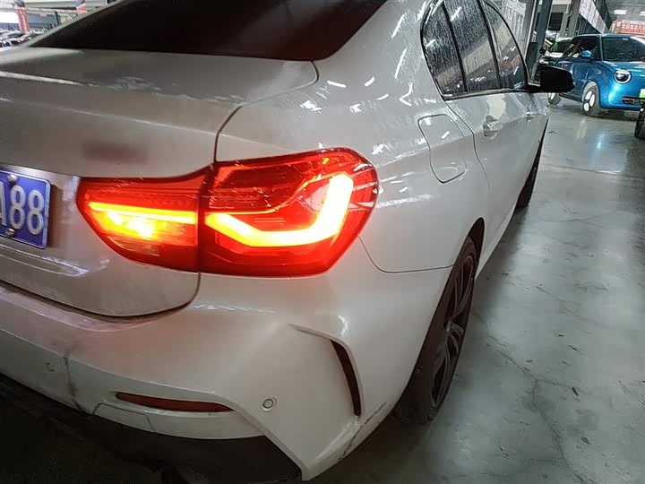 Фото 8 - BMW 1 Series