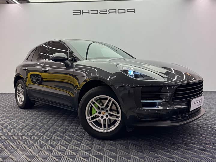 Фото 1 - Porsche Macan
