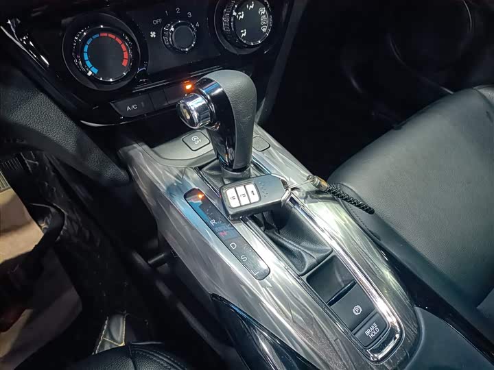 Фото 9 - Honda XR-V