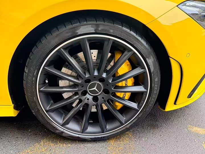 Фото 7 - Mercedes-Benz CLA-Class AMG