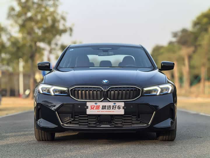 Фото 2 - BMW 3 Series