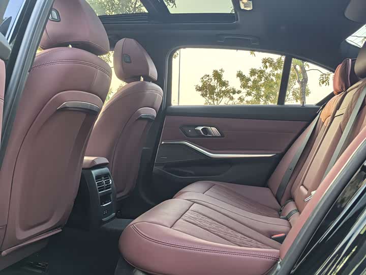 Фото 8 - BMW 3 Series