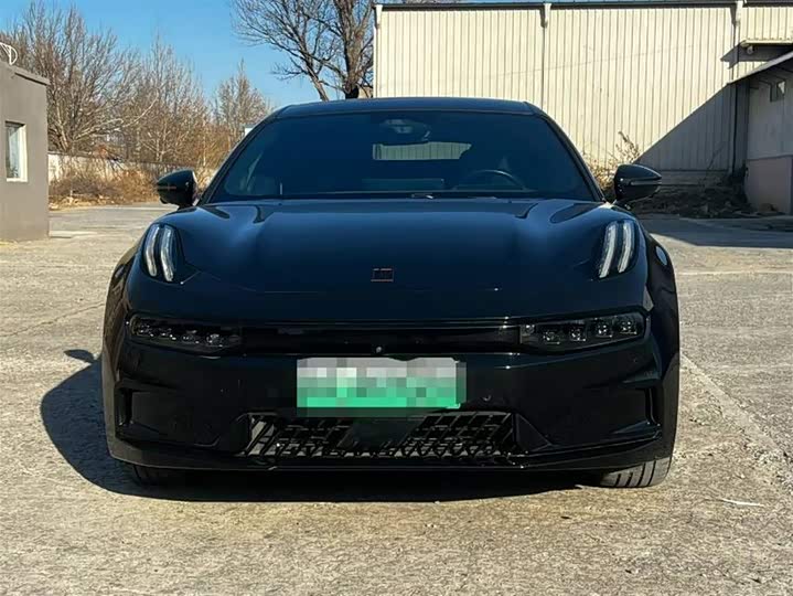 Фото 2 - Zeekr 001