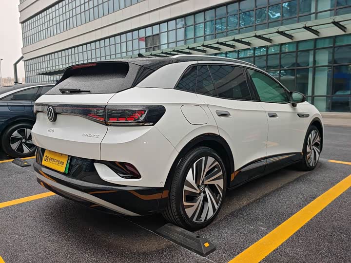 Фото 7 - Volkswagen ID.4 Crozz