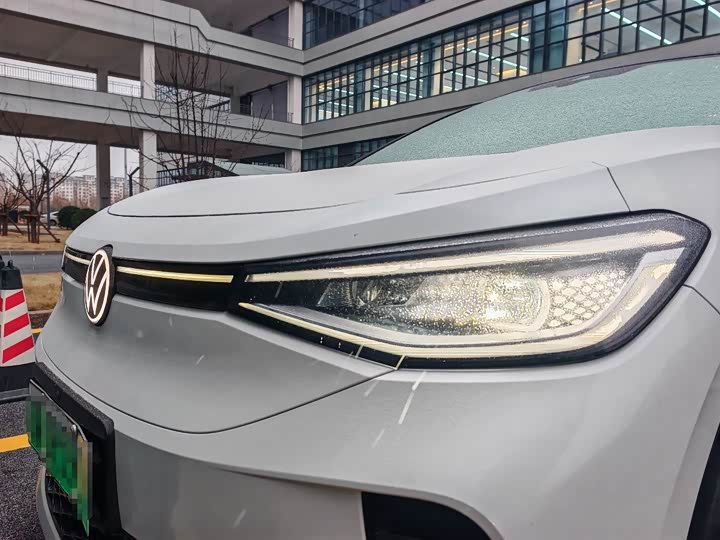 Фото 8 - Volkswagen ID.4 Crozz