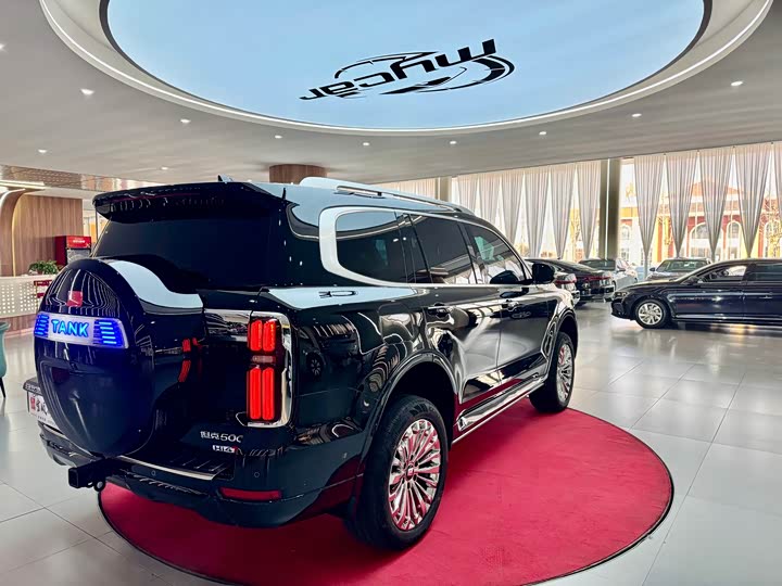 Фото 5 - Tank 500 Hybrid