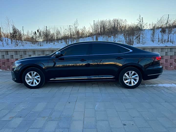 Фото 5 - Volkswagen Passat