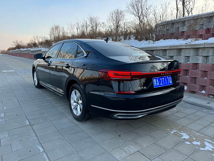 Фото 6 - Volkswagen Passat